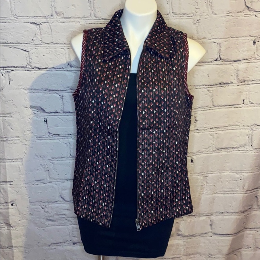 Reversible vest